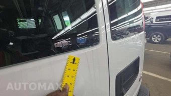 2025 GMC Savana 2500 Cargo Van 1WT 135.0" WB - miniatura 28