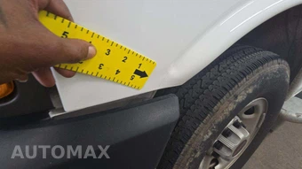 2025 GMC Savana 2500 Cargo Van 1WT 135.0" WB - miniatura 33