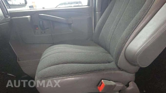 2025 GMC Savana 2500 Cargo Van 1WT 135.0" WB - miniatura 34