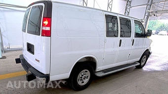 2025 GMC Savana 2500 Cargo Van 1WT 135.0" WB - miniatura 4
