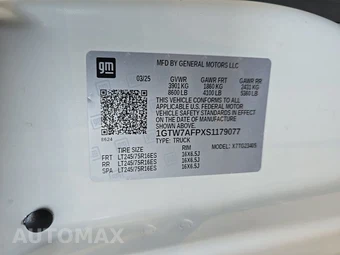 2025 GMC Savana 2500 Cargo Van 1WT 135.0" WB - miniatura 13