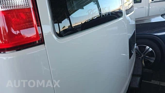 2025 GMC Savana 2500 Cargo Van 1WT 135.0" WB - miniatura 25