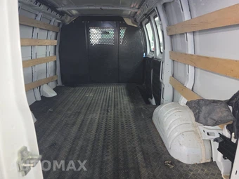 2025 GMC Savana 2500 Cargo Van 1WT 135.0" WB - miniatura 16