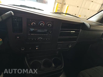 2025 GMC Savana 2500 Cargo Van 1WT 135.0" WB - miniatura 11