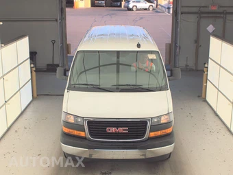 2025 GMC Savana 2500 Cargo Van 1WT 135.0" WB - miniatura 2