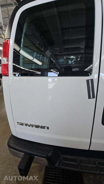 2025 GMC Savana 2500 Cargo Van 1WT 135.0" WB - miniatura 20