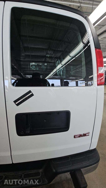 2025 GMC Savana 2500 Cargo Van 1WT 135.0" WB - miniatura 33