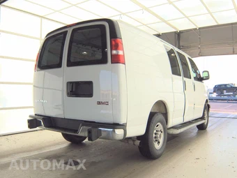 2025 GMC Savana 2500 Cargo Van 1WT 135.0" WB - miniatura 4
