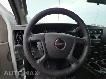 2025 GMC Savana 2500 Cargo Van 1WT 135.0" WB - miniatura 10