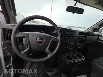 2025 GMC Savana 2500 Cargo Van 1WT 135.0" WB - miniatura 11