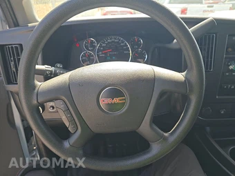 2025 GMC Savana 2500 Cargo Van 1WT 135.0" WB - miniatura 10