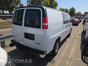 2025 GMC Savana 2500 Cargo Van 1WT 135.0" WB - miniatura 4