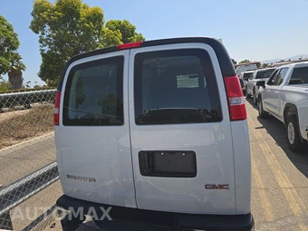 2025 GMC Savana 2500 Cargo Van 1WT 135.0" WB - miniatura 5
