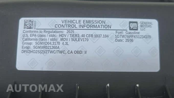 2025 GMC Savana 2500 Cargo Van 1WT 135.0" WB - miniatura 17
