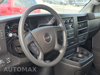 2025 GMC Savana 2500 Cargo Van 1WT 135.0" WB - miniatura 10