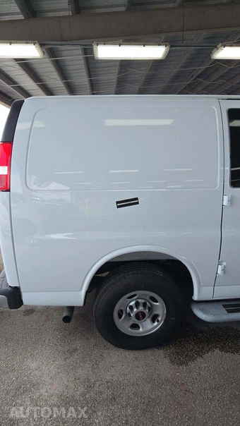 2025 GMC Savana 2500 Cargo Van 1WT 135.0" WB - miniatura 29