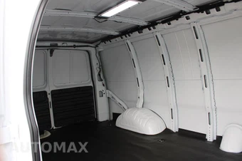 2025 GMC Savana 2500 Cargo Van 1WT 155.0" WB - miniatura 12