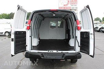 2025 GMC Savana 2500 Cargo Van 1WT 155.0" WB - miniatura 16