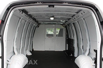 2025 GMC Savana 2500 Cargo Van 1WT 155.0" WB - miniatura 19