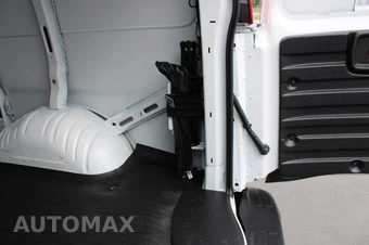 2025 GMC Savana 2500 Cargo Van 1WT 155.0" WB - miniatura 20