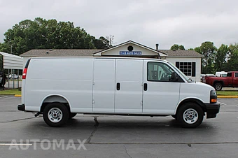 2025 GMC Savana 2500 Cargo Van 1WT 155.0" WB - miniatura 7