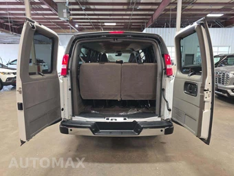 2025 GMC Savana 3500 Passenger Van LT 1LT 155.1" WB - miniatura 15