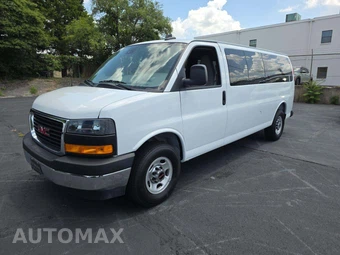 2025 GMC Savana 3500 Passenger Van LT 1LT 155.1" WB