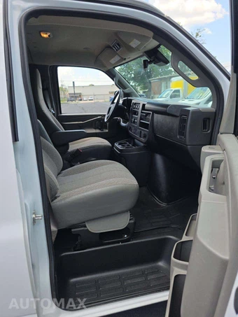 2025 GMC Savana 3500 Passenger Van LT 1LT 155.1" WB - miniatura 19