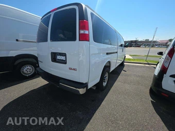 2025 GMC Savana 3500 Passenger Van LT 1LT 155.1" WB - miniatura 3