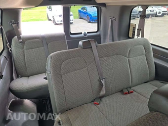 2025 GMC Savana 3500 Passenger Van LT 1LT 155.1" WB - miniatura 11