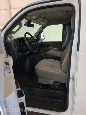 2025 GMC Savana 3500 Passenger Van LT 1LT 155.1" WB - miniatura 6