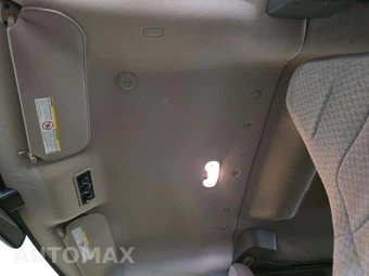 2025 GMC Savana 3500 Passenger Van LT 1LT 155.1" WB - miniatura 11