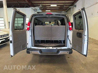 2025 GMC Savana 3500 Passenger Van LT 1LT 155.1" WB - miniatura 14