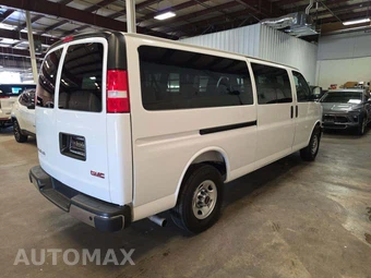 2025 GMC Savana 3500 Passenger Van LT 1LT 155.1" WB - miniatura 3