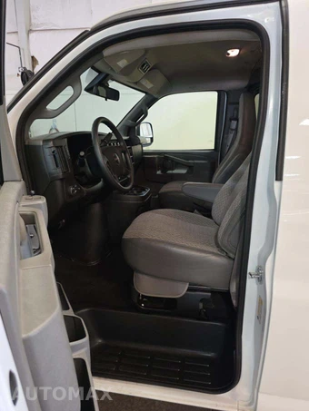 2025 GMC Savana 3500 Passenger Van LT 1LT 155.1" WB - miniatura 6