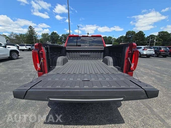 2025 GMC Sierra 1500 AT4 Crew Cab Short Bed 4SB - miniatura 11