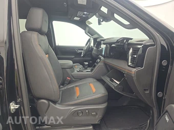 2025 GMC Sierra 1500 AT4 Crew Cab Short Bed 4SB - miniatura 8