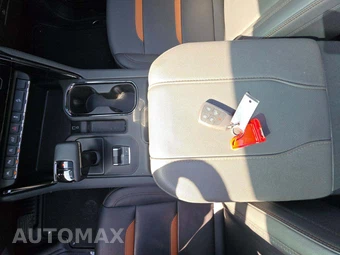 2025 GMC Sierra 1500 AT4 Crew Cab Short Bed 4SB - miniatura 8