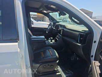 2025 GMC Sierra 1500 AT4 Crew Cab Short Bed 4SB - miniatura 18