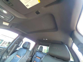 2025 GMC Sierra 1500 AT4 Crew Cab Short Bed 4SB - miniatura 11