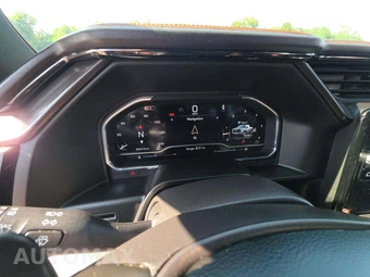 2025 GMC Sierra 1500 AT4 Crew Cab Short Bed 4SB - miniatura 9