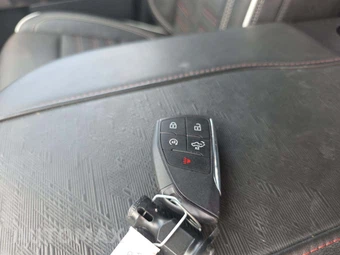 2025 GMC Sierra 1500 AT4X Crew Cab Short Bed 4SG - miniatura 5