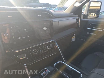 2025 GMC Sierra 1500 Denali Crew Cab Short Bed 5SA - miniatura 11