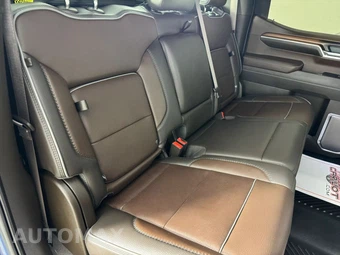 2025 GMC Sierra 1500 Denali Crew Cab Short Bed 5SA - miniatura 38