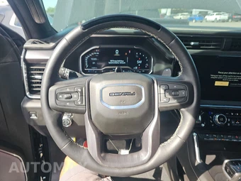 2025 GMC Sierra 1500 Denali Ultimate Crew Cab Short Bed 5SB - miniatura 10