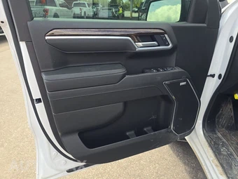 2025 GMC Sierra 1500 Elevation Crew Cab Short Bed 3SB - miniatura 9
