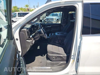 2025 GMC Sierra 1500 SLE Crew Cab Short Bed 3SA - miniatura 6