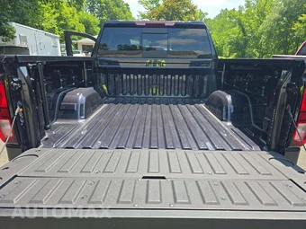 2025 GMC Sierra 1500 SLE Crew Cab Short Bed 3SA - miniatura 14