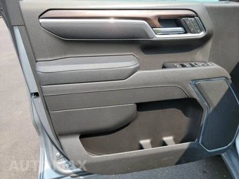 2025 GMC Sierra 1500 SLT Crew Cab Short Bed 4SA - miniatura 9
