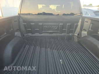 2025 GMC Sierra 1500 SLT Crew Cab Short Bed 4SA - miniatura 16